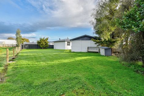 Photo of property in 17 Waverley Street, East Gore, Gore, 9710