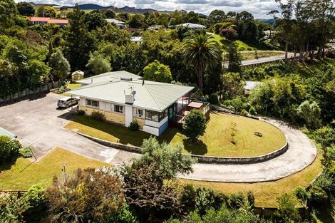 Photo of property in 4 Windsor Road, Waipawa, 4210