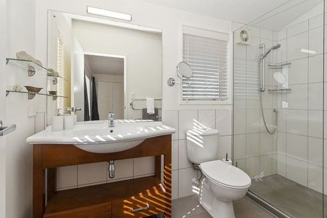 Photo of property in 16a Riverlea Avenue, Pakuranga, Auckland, 2010