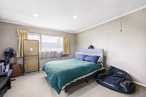 Photo of property in 1 Seresin Crescent, Flat Bush, Auckland, 2016