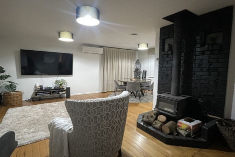 Photo of property in 47 Farquhar Road, Glendene, Auckland, 0602