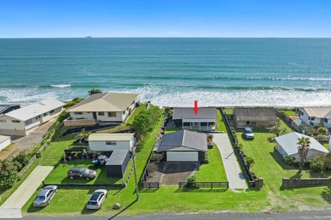 Photo of property in 359 Pukehina Parade, Pukehina, Te Puke, 3189