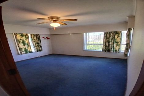 Photo of property in 60 Hillsborough Road, Hillsborough, Auckland, 1042