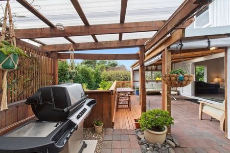 Photo of property in 35 Mountbatten Avenue, Hillcrest, Auckland, 0627