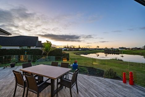 Photo of property in 89 Barbados Way, One Tree Point, 0118