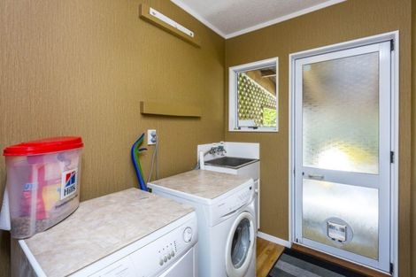 Photo of property in 196 Katherine Mansfield Drive, Whitemans Valley, Upper Hutt, 5371