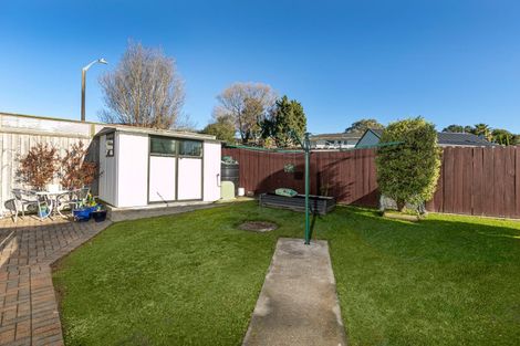 Photo of property in 56 Rosewarne Crescent, Glendene, Auckland, 0602