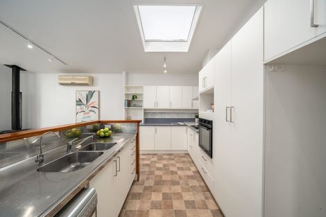 Photo of property in 5 Chudleigh Grove, Churton Park, Wellington, 6037