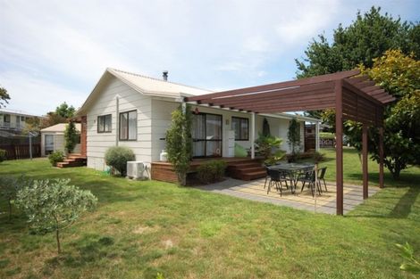 Photo of property in 21 Newberry Place, Richmond Heights, Taupo, 3330