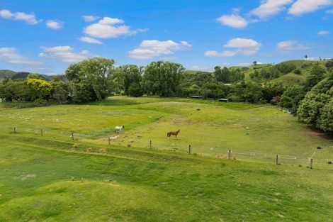 Photo of property in 42 Parakiwai Quarry Road, Whangamata, 3691