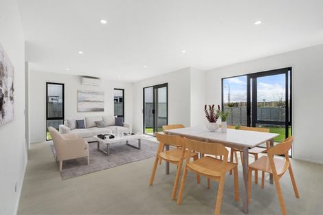 Photo of property in 9 Verde Lane, Rosehill, Papakura, 2113