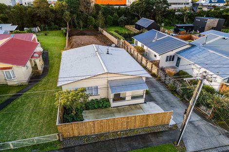 Photo of property in 42 Gaine Street, New Plymouth, 4310