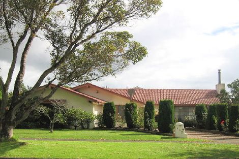 Photo of property in 137 Fisher Parade, Sunnyhills, Auckland, 2010