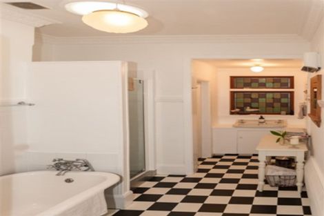 Photo of property in 134 Hackthorne Road, Cashmere, Christchurch, 8022