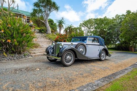 Photo of property in 1228 Sandspit Road, Sandspit, Warkworth, 0982