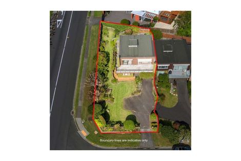 Photo of property in 4 Evelyn Road, Cockle Bay, Auckland, 2014