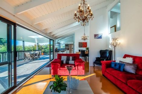 Photo of property in 1/1 Mayfair Crescent, Mairangi Bay, Auckland, 0630