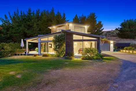 Photo of property in 24 Raukawa Road, Peka Peka, Waikanae, 5391
