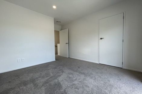 Photo of property in 1/2c Walsall Street, Avondale, Auckland, 1026