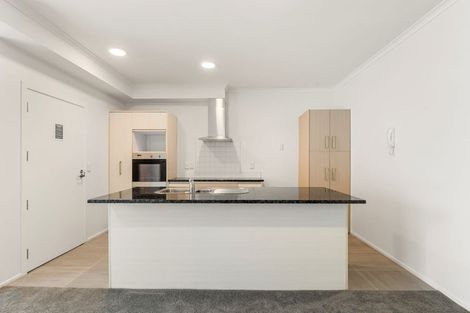 Photo of property in 16/11 Carlos Drive, Flat Bush, Auckland, 2016