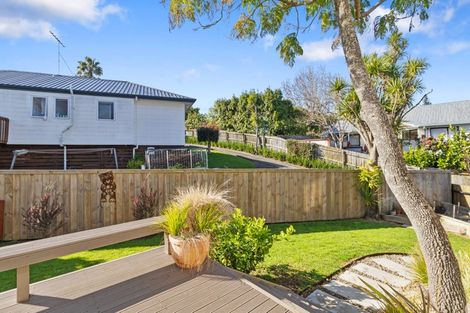 Photo of property in 53b Howe Street, Howick, Auckland, 2014