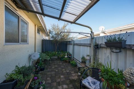 Photo of property in 4/5 Hereford Street, Stoke, Nelson, 7011