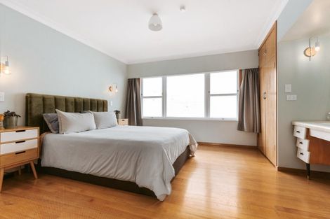 Photo of property in 93 Oceanview Road, Mount Maunganui, 3116