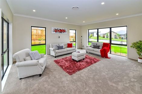 Photo of property in 3 Deol Drive, Pukekohe, 2120