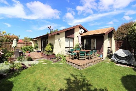 Photo of property in 7 Karnak Crescent, Russley, Christchurch, 8042