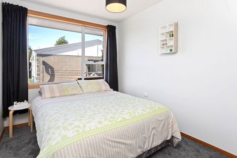 Photo of property in 118 Grimseys Road, Redwood, Christchurch, 8051