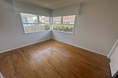 Photo of property in 135 Weymouth Road, Manurewa, Auckland, 2102