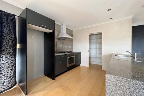 Photo of property in 21 Corsair Place, Melville, Hamilton, 3206