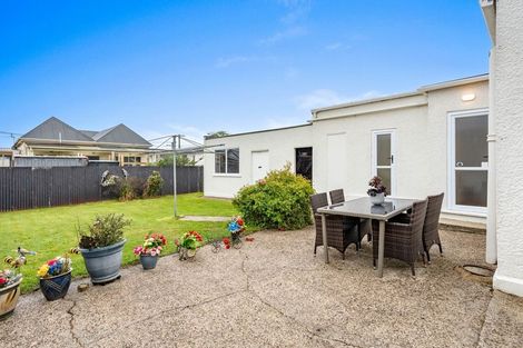 Photo of property in 5 Young Street, Saint Kilda, Dunedin, 9012
