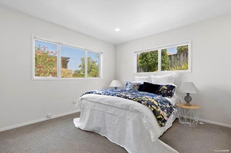 Photo of property in 1/1 Jeanette Place, Mairangi Bay, Auckland, 0630
