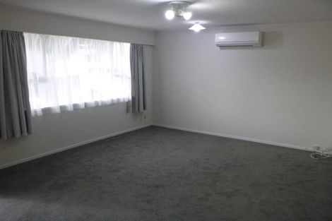 Photo of property in 1/36a Sunnynook Road, Sunnynook, Auckland, 0620