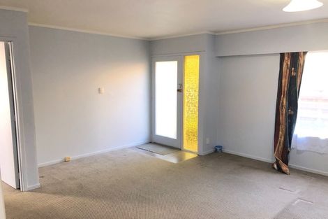 Photo of property in 1/11 Ballater Place, Highland Park, Auckland, 2010