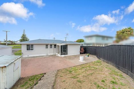 Photo of property in 34a Cook Street, Foxton, 4814