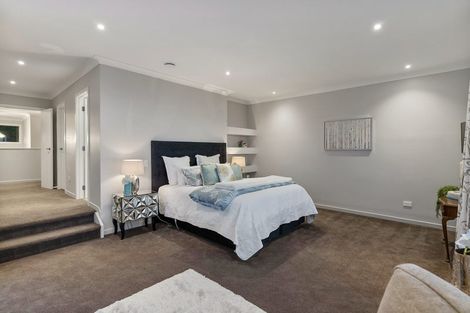 Photo of property in 8 Verley Rise, East Tamaki Heights, Auckland, 2016