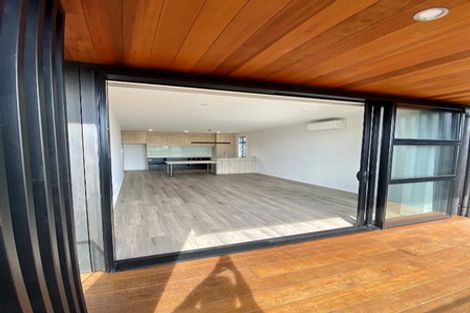 Photo of property in 40b Reeves Road, Pakuranga, Auckland, 2010