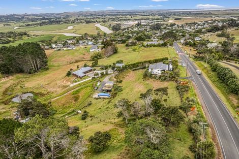 Photo of property in 80 Wishart Road, Helensville, 0875