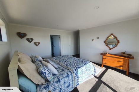 Photo of property in 4 Les Wakefield Road, Mapua, 7005