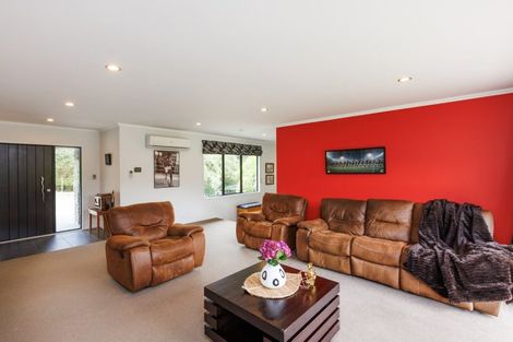 Photo of property in 50 Kingsdale Park Drive, Aokautere, Palmerston North, 4471