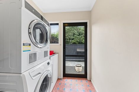 Photo of property in 2/213 Coronation Avenue, Welbourn, New Plymouth, 4310