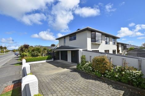 Photo of property in 708 Queens Drive, Waikiwi, Invercargill, 9810