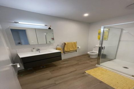 Photo of property in 9/1 Genevieve Lane, Hobsonville, Auckland, 0616