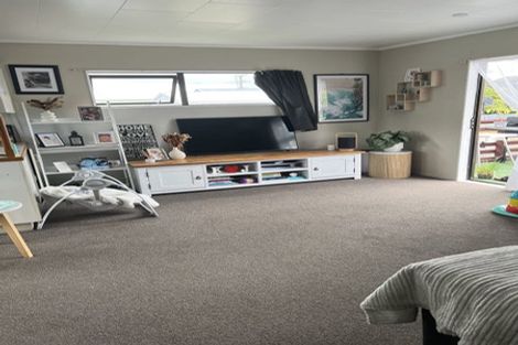 Photo of property in 61c Johnston Street, Foxton, 4814