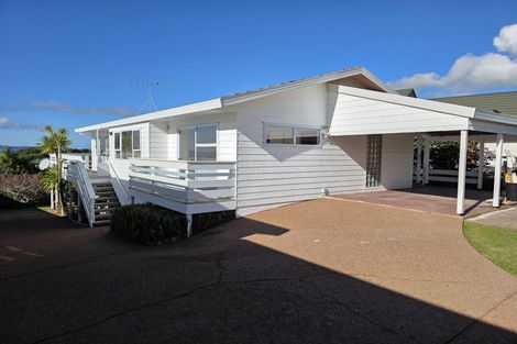 Photo of property in 16 Arohia Place, Snells Beach, 0920