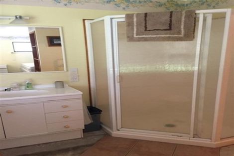 Photo of property in 155 Rockell Road, Whananaki, Hikurangi, 0181