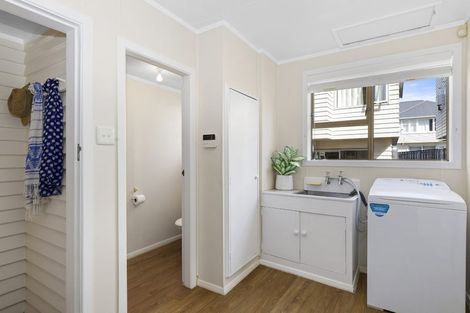 Photo of property in 111 Moorefield Road, Johnsonville, Wellington, 6037