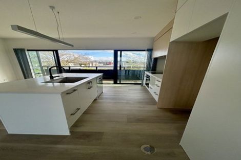 Photo of property in 15 Tiraumea Drive, Pakuranga, Auckland, 2010